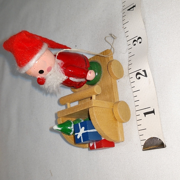 Vintage Wood Christmas Ornaments Set of 6 - Picture 5 of 12